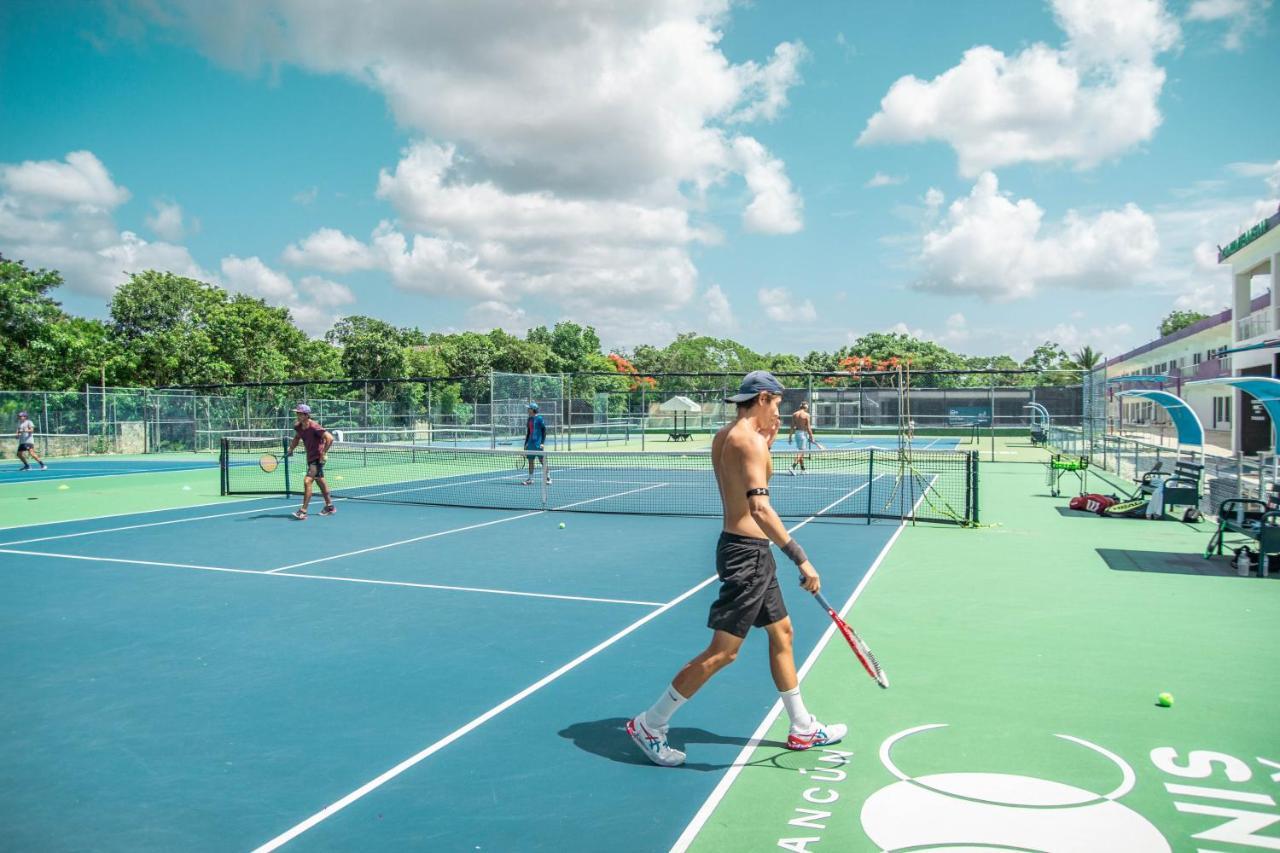 Cancun Tennis Inn Cancún Eksteriør bilde