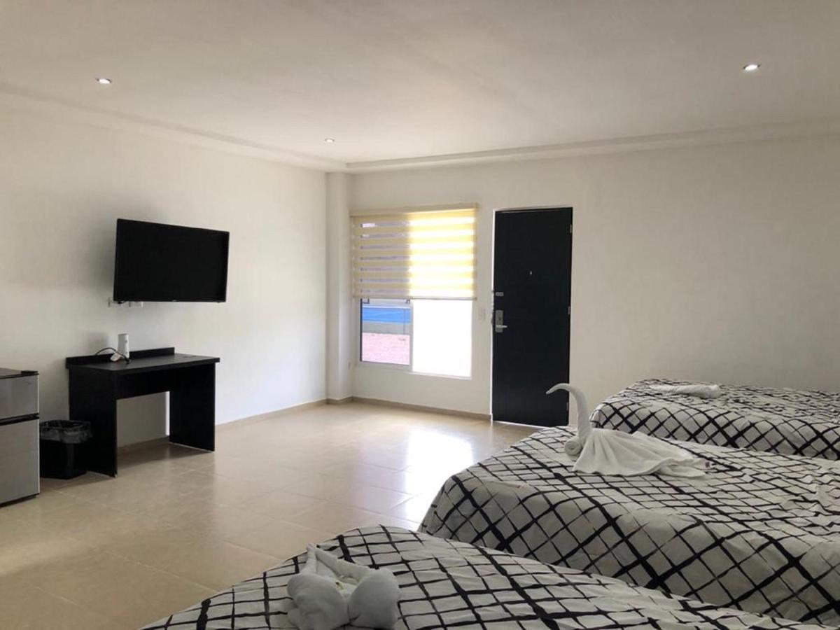 Cancun Tennis Inn Cancún Eksteriør bilde
