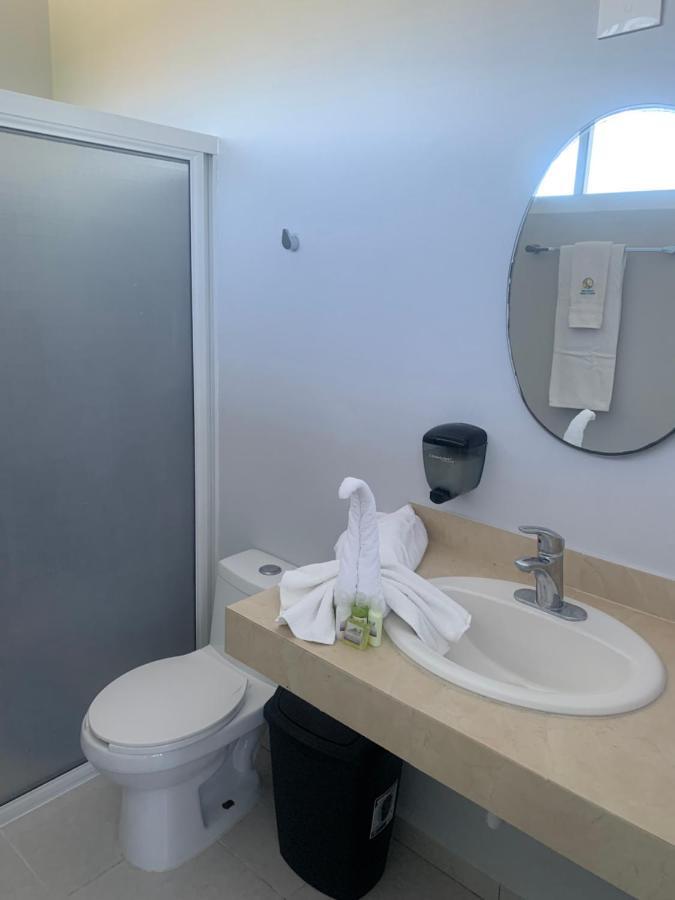 Cancun Tennis Inn Cancún Eksteriør bilde